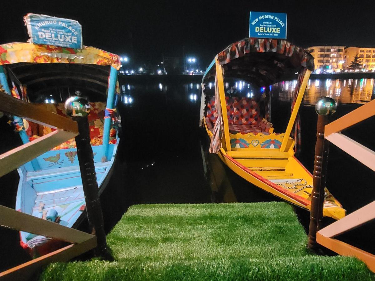 Tashkand Houseboat Srinagar  Luaran gambar